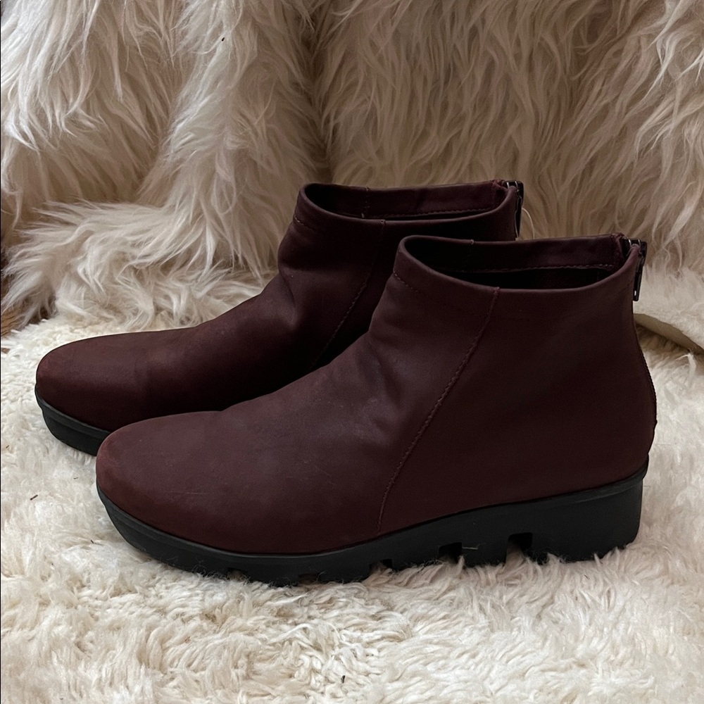 Women's Burgundy Ankle Boots